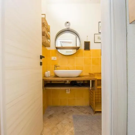 Appartement Andrea Porto Antico Centro Storico Caricamento San Luca *